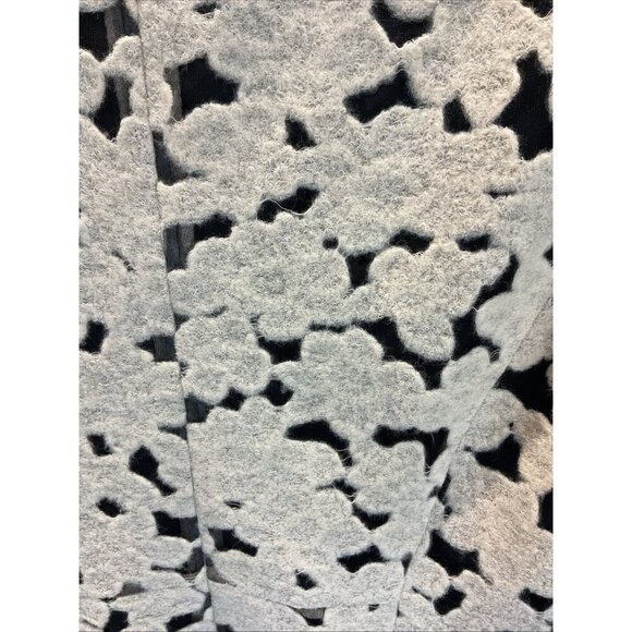 Carolina Herrera Wool Blend Floral burnout cap Sleeve Dress Black Ivory Size 12 - Picture 3 of 11